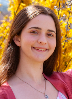 Headshot of Bridget Farrell.